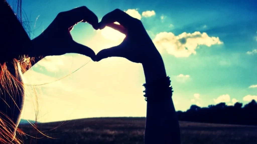 love you 1024x576 Les Meilleures Photos de Profil WhatsApp 2022 en T&eacute;l&eacute;chargement Gratuit